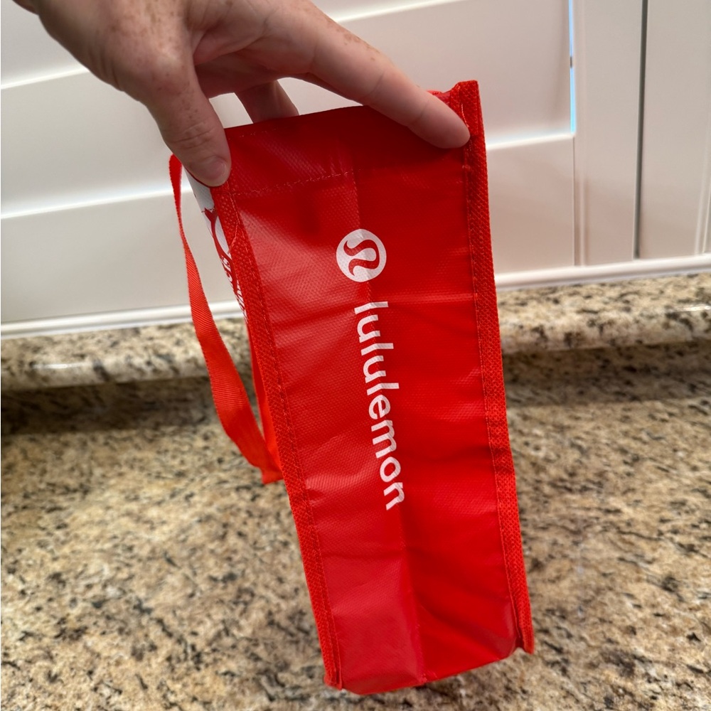 Lululemon Small Reusable Tote Bag – Red LOVE Print - Picture 3 of 3